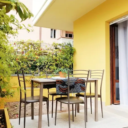 Holihome_open House Frn *